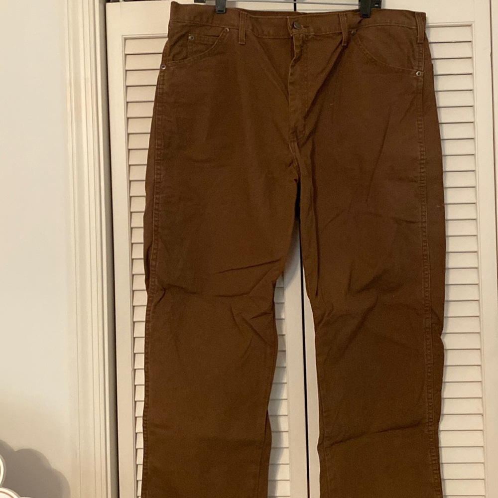 Dickies Mens Work Pants w/ pockets. Size 38x30. Tan. Smoke free home.